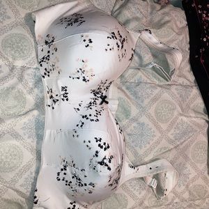 Cacique Lounge Bra size 44B